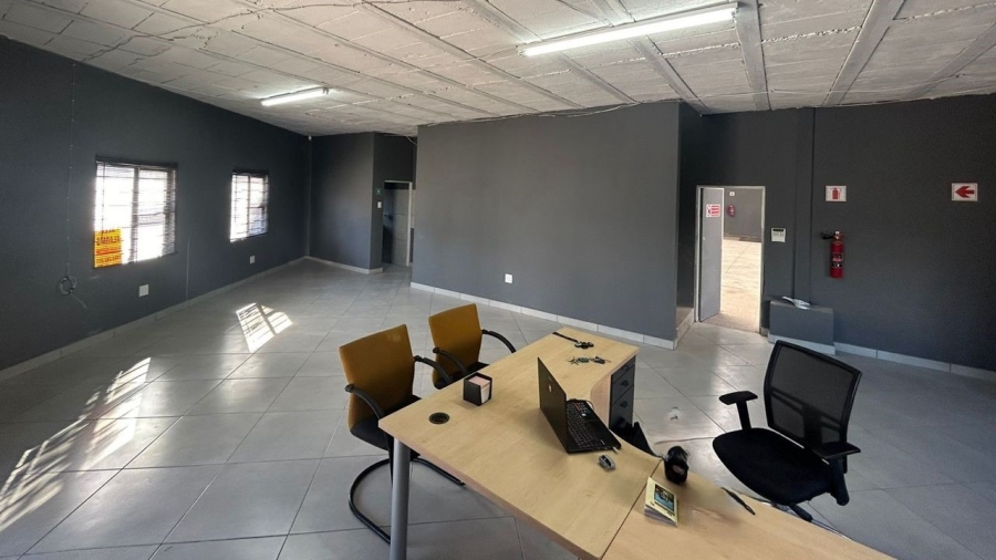 To Let commercial Property for Rent in Vredenburg Western Cape